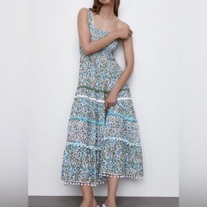 Zara Blue and White Floral Midi Dress